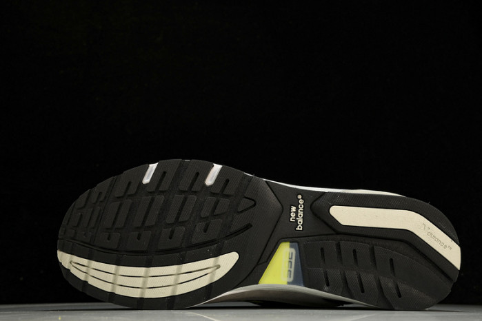 n*ew b*alance copshoe nb-100