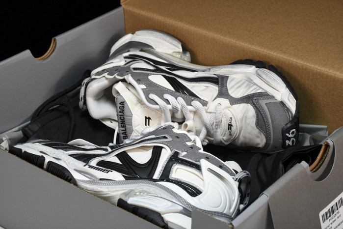 bl runner -copshoe bl 238