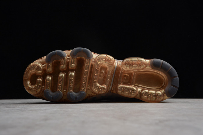 nike air vapormax 2019 black/metallic gold ar6631-002