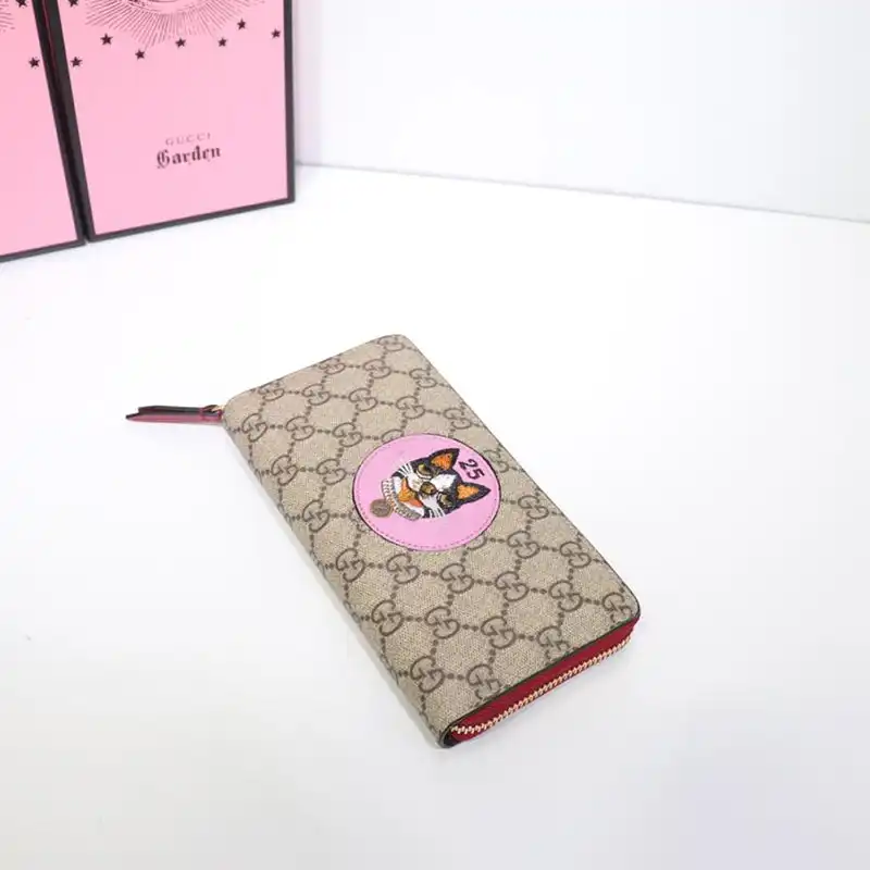 G*u*i brand handbags zip around wallet 1904g0007