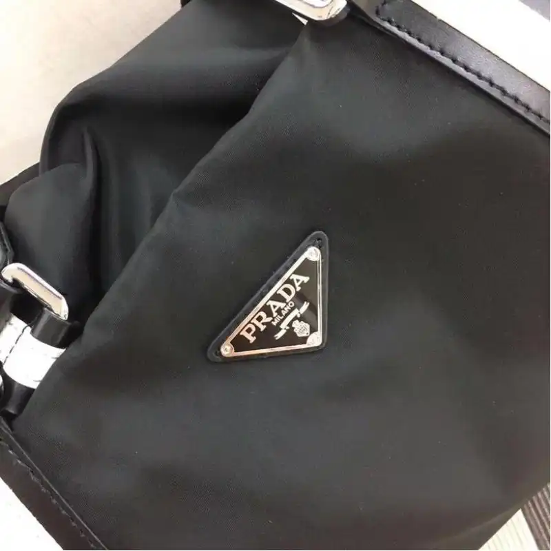 Prada Bags 1917M0093