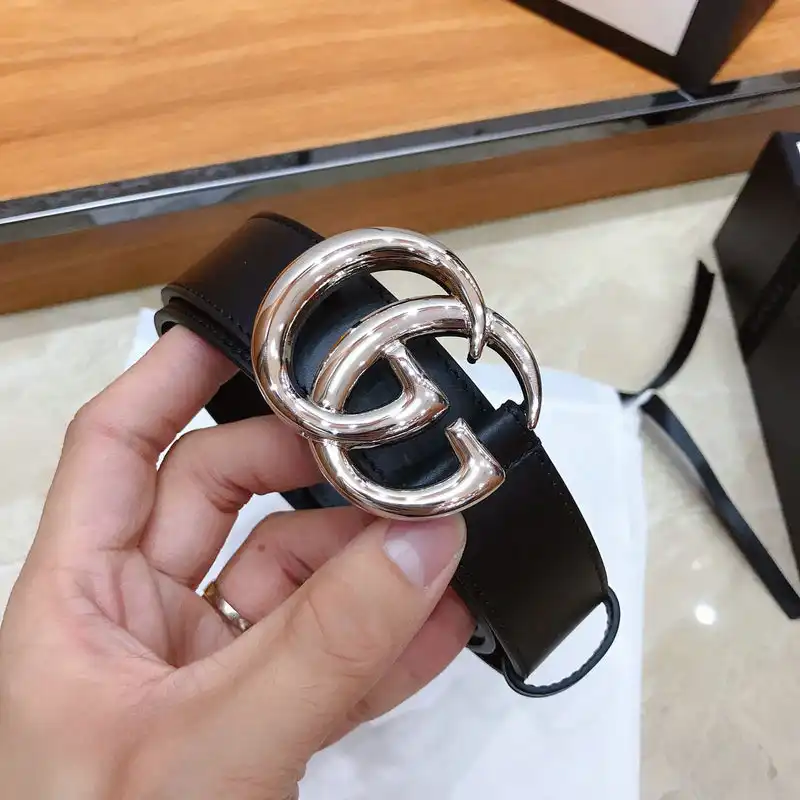 G*u*i s belt 2007xf0045