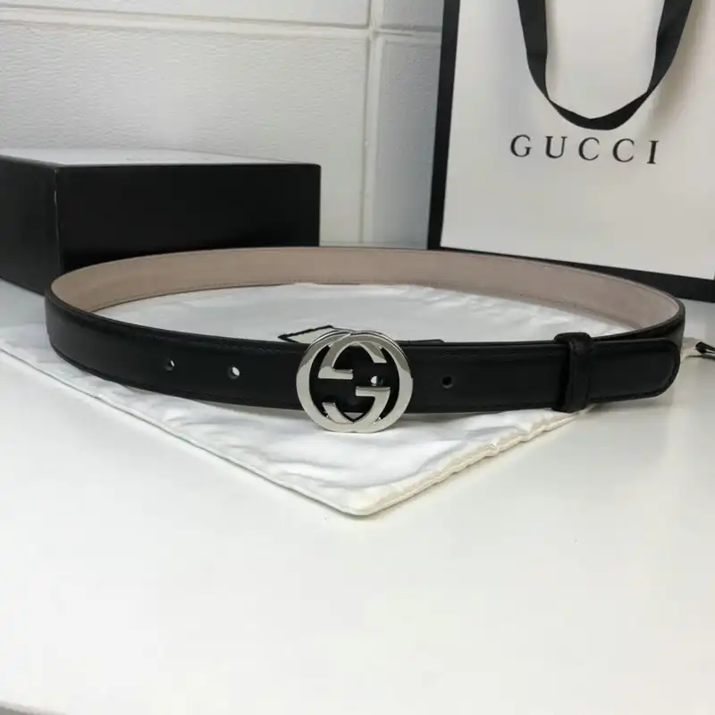 G*u*i s belt 2009xf0027