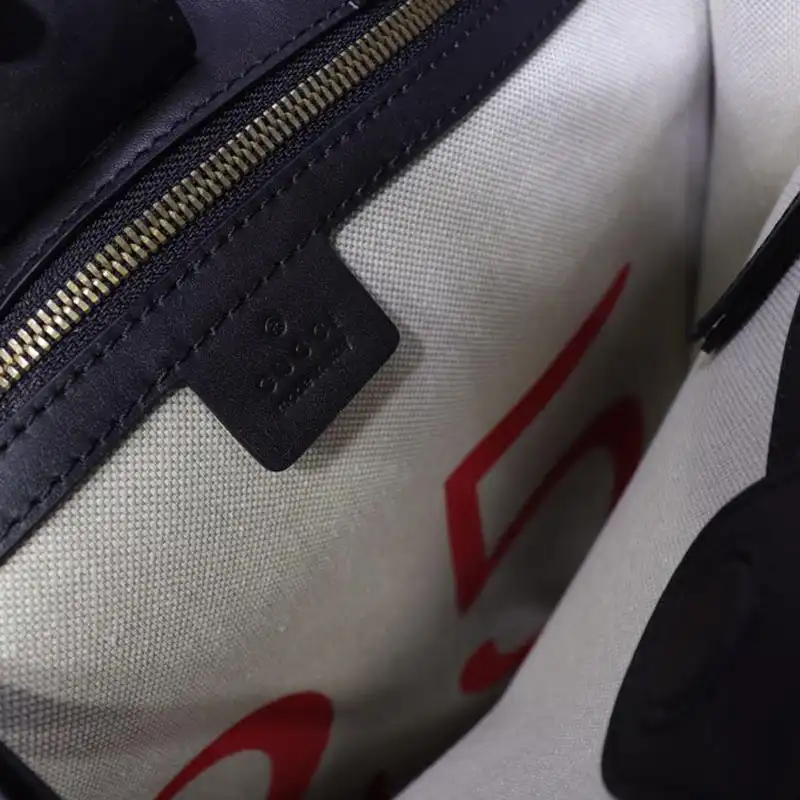 G*u*i tote bags 19gm0011