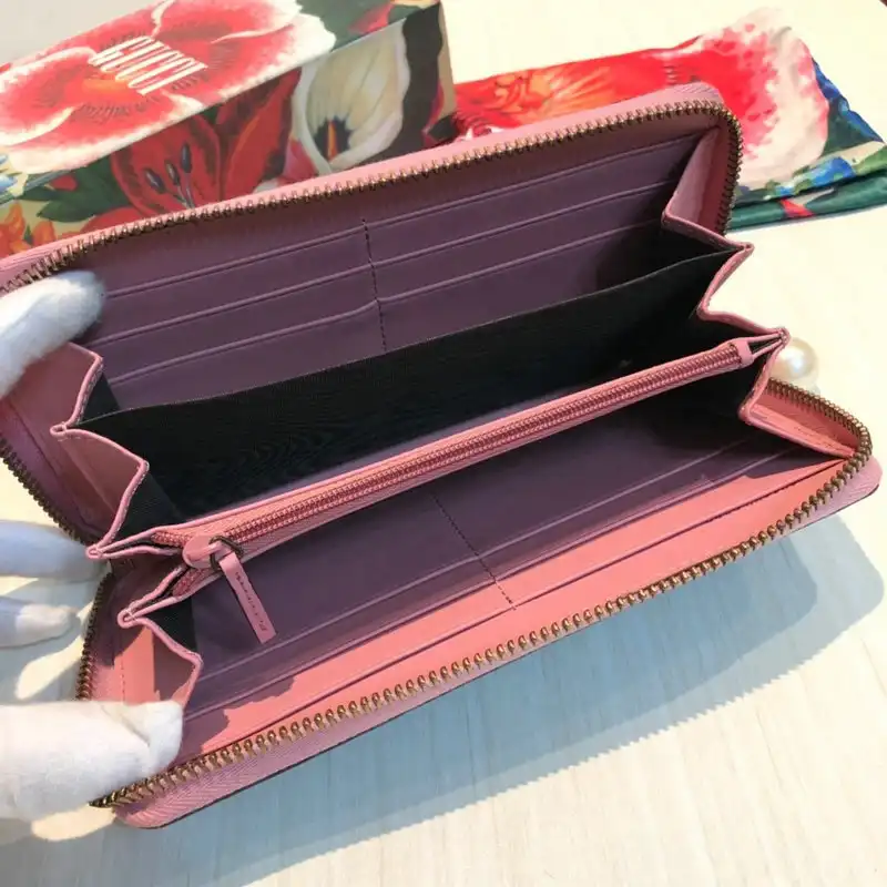 G*u*i bags 20guc0211