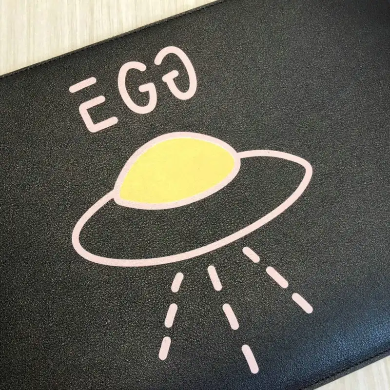 G*u*i bags 20guc0217