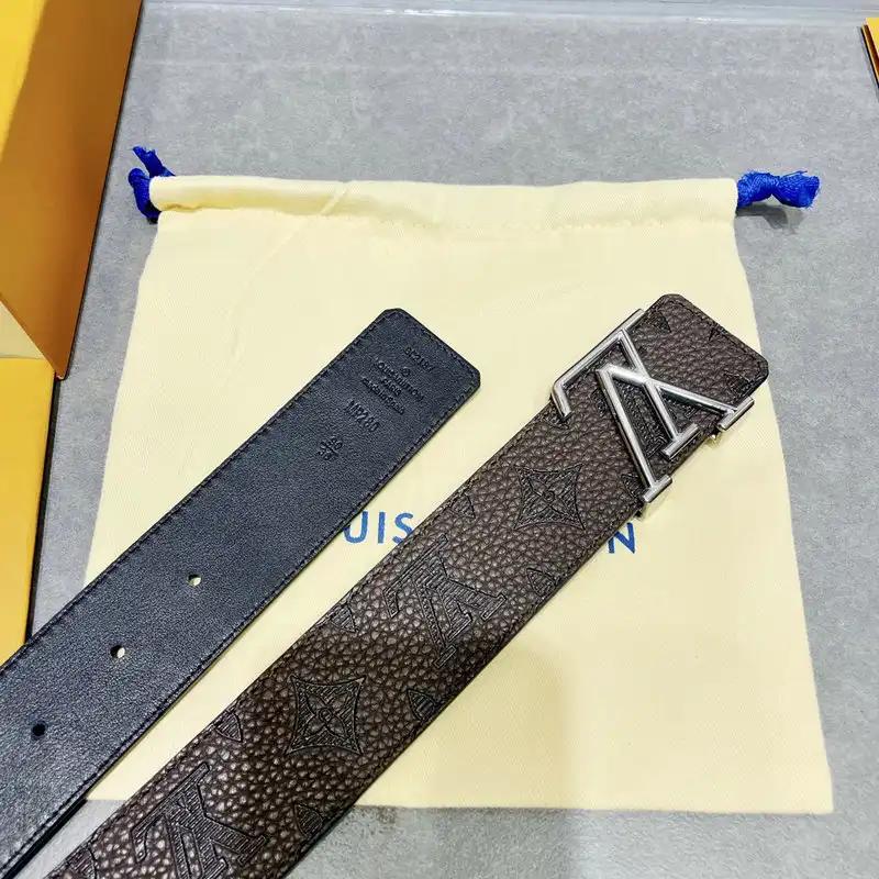 LV Belts 2104XF0006