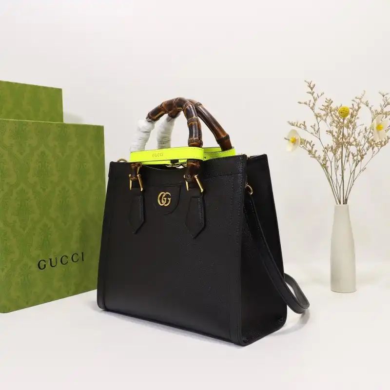 G*u*i s bags 2108dj0082