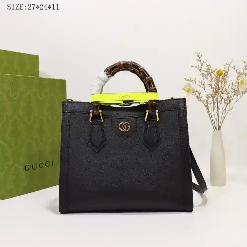 G*u*i s bags 2108dj0082