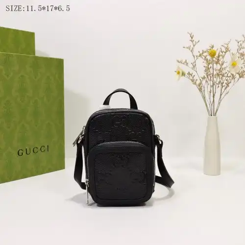 G*u*i s bags 2108dj0093