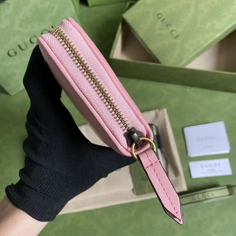 G*u*i s bags 2108ya0063