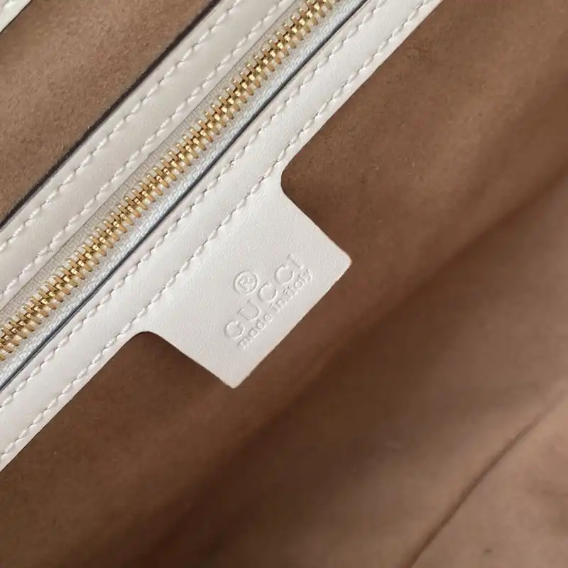 G*u*i s bags 2108ya0082