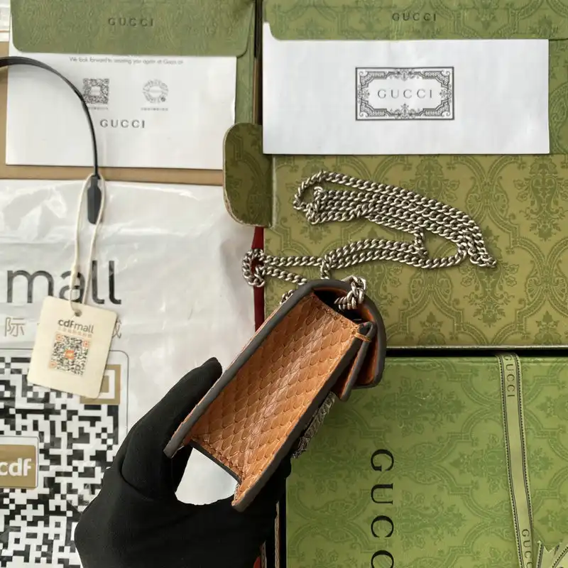 G*u*i bag 2109ya0220