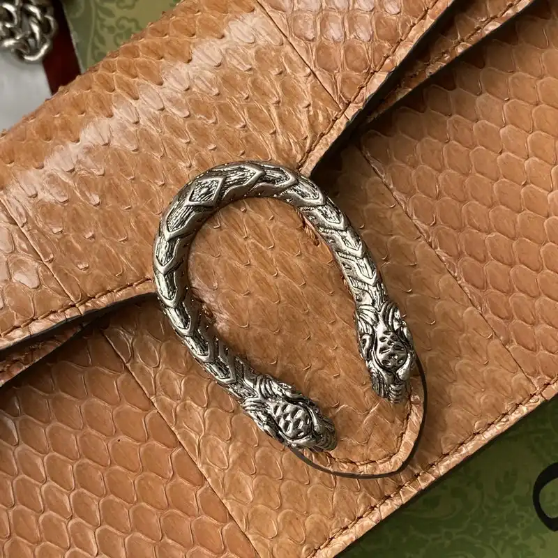 G*u*i bag 2109ya0220