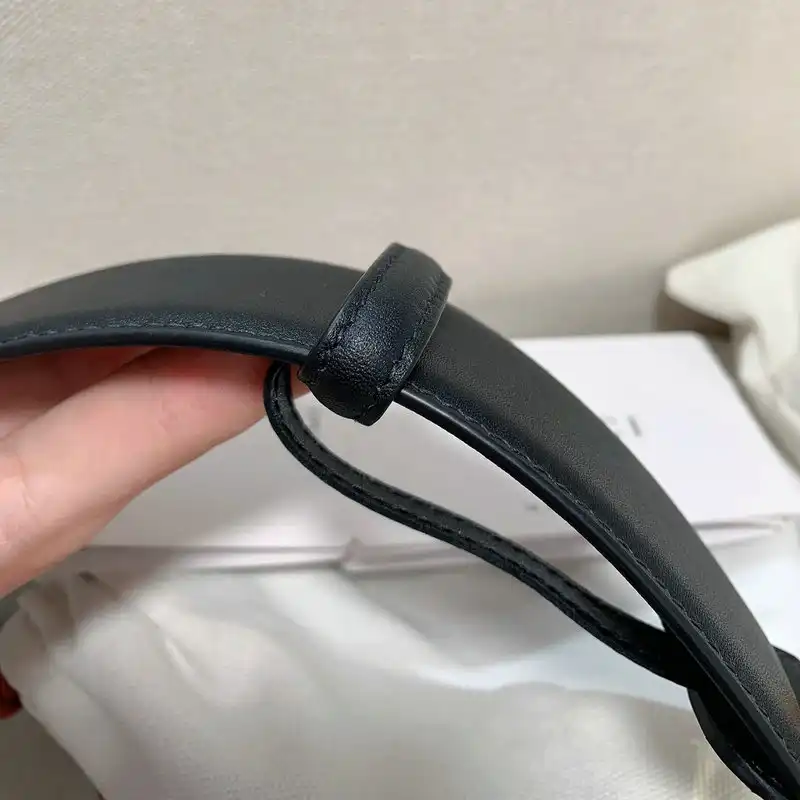 G*u*i belts 2110xf0001