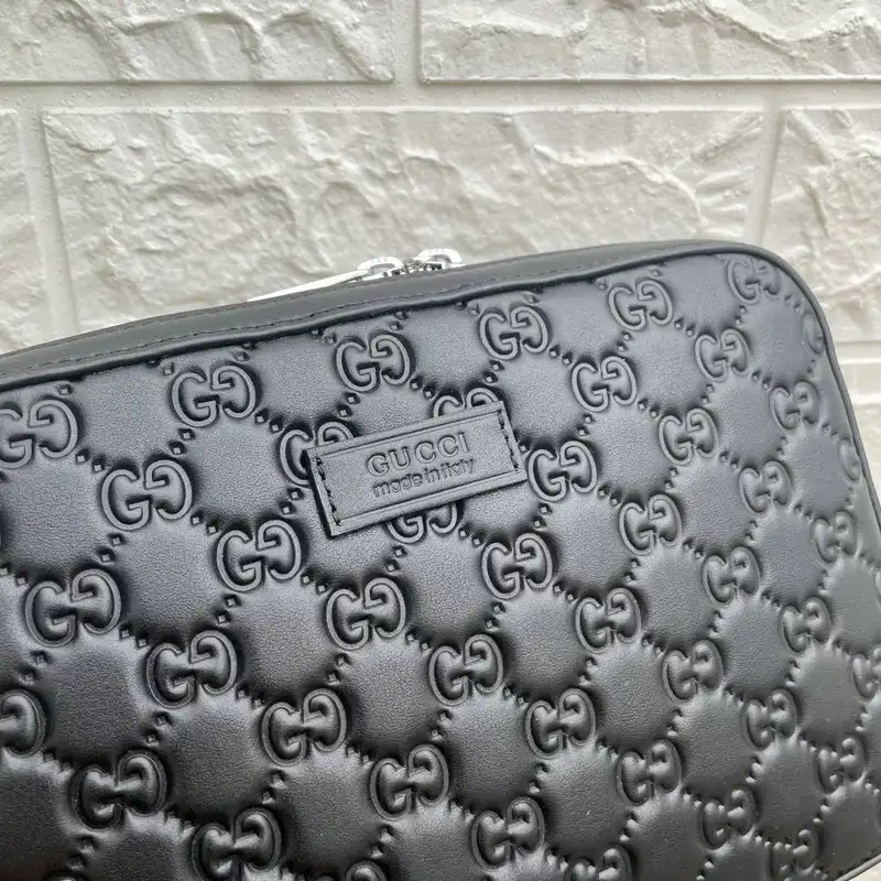 G*u*i bags 2111yz0044