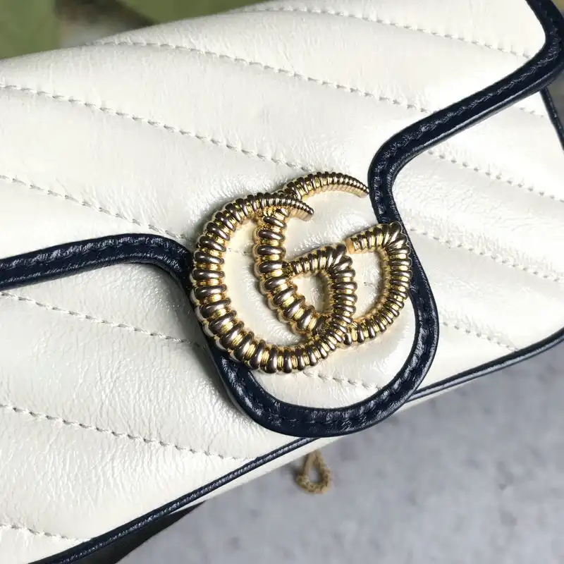 G*u*i bag 2201dj0027