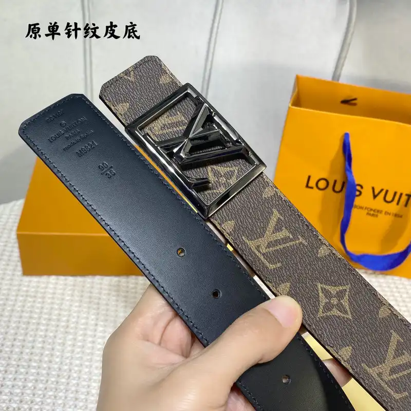 LV Belts 2201XA0085