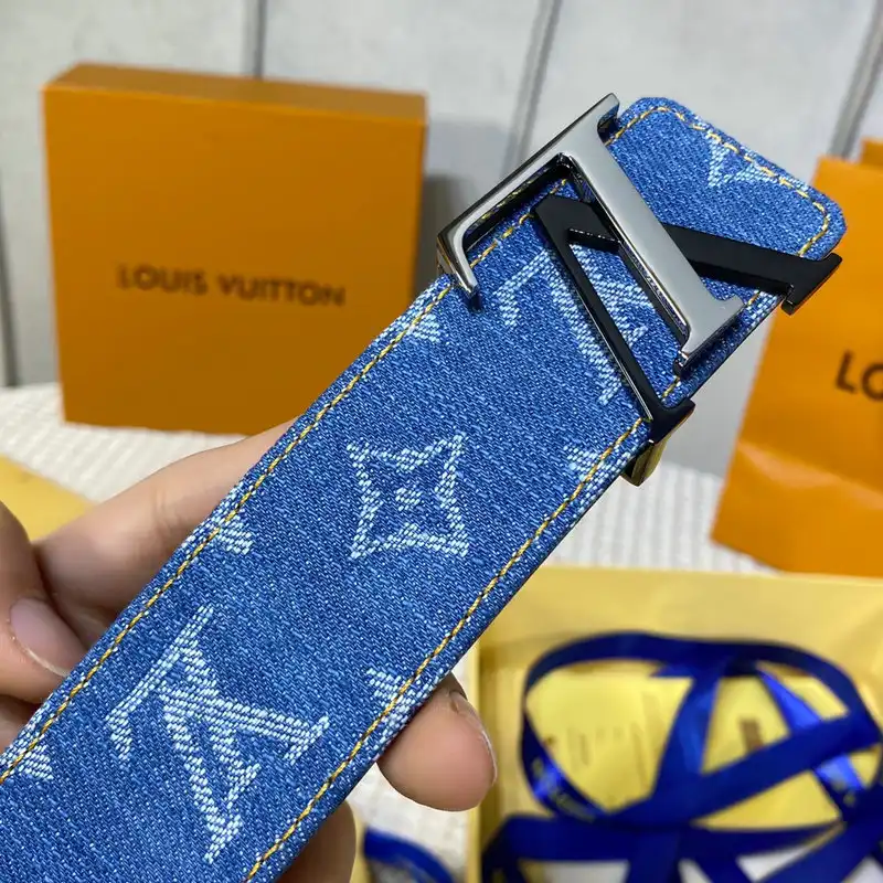 LV Belts 2201XA0130