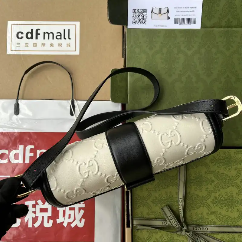 G*u*i bag 2205ya0039