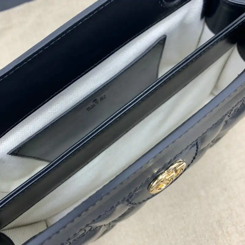 G*u*i bag 2208ya0026