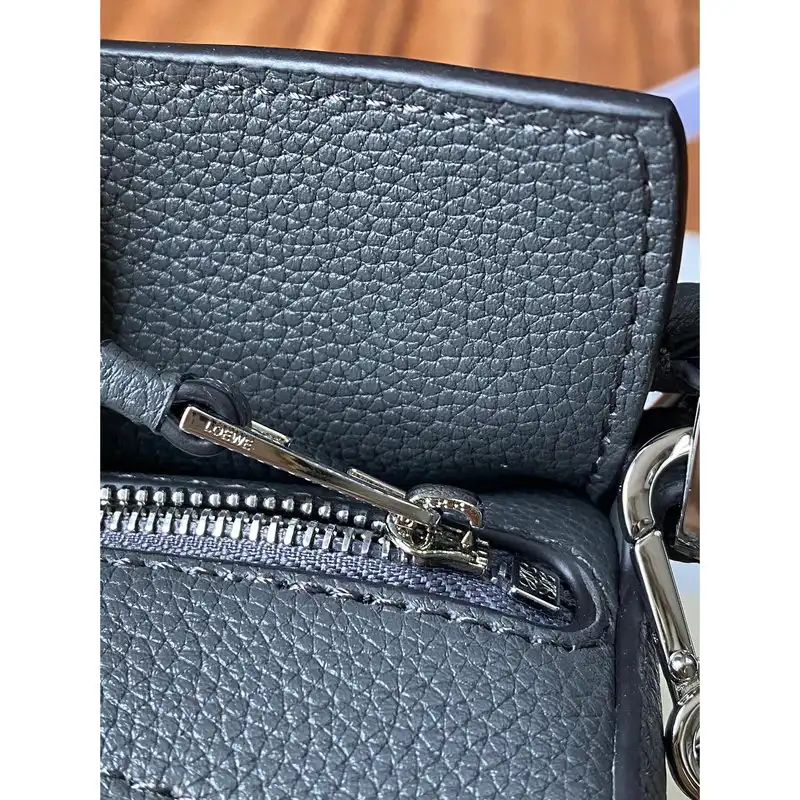Loewe Bag 2209SW0019