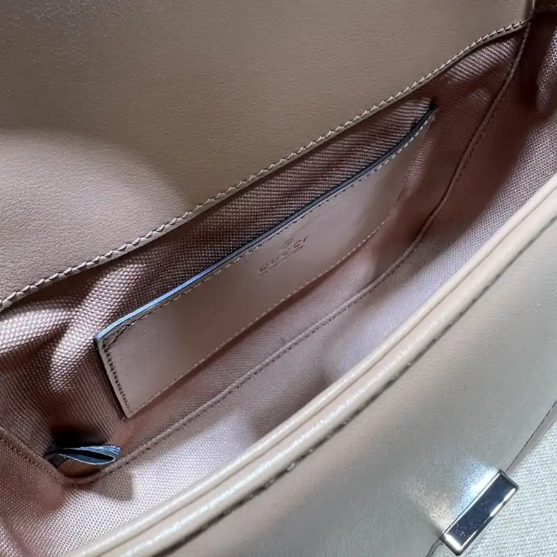 G*u*i bag 2304ya0095