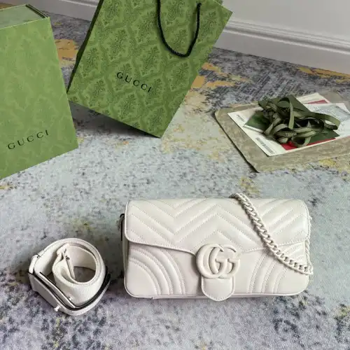 G*u*i bag 2308dj0095