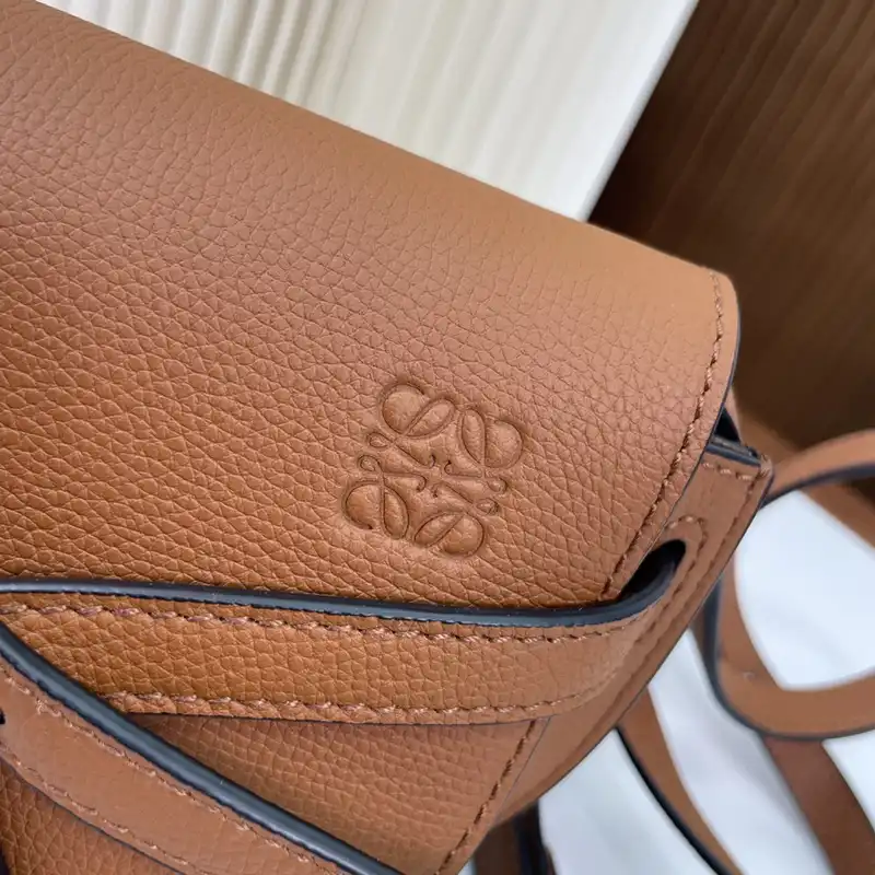 Loewe Bag 2309YA0139