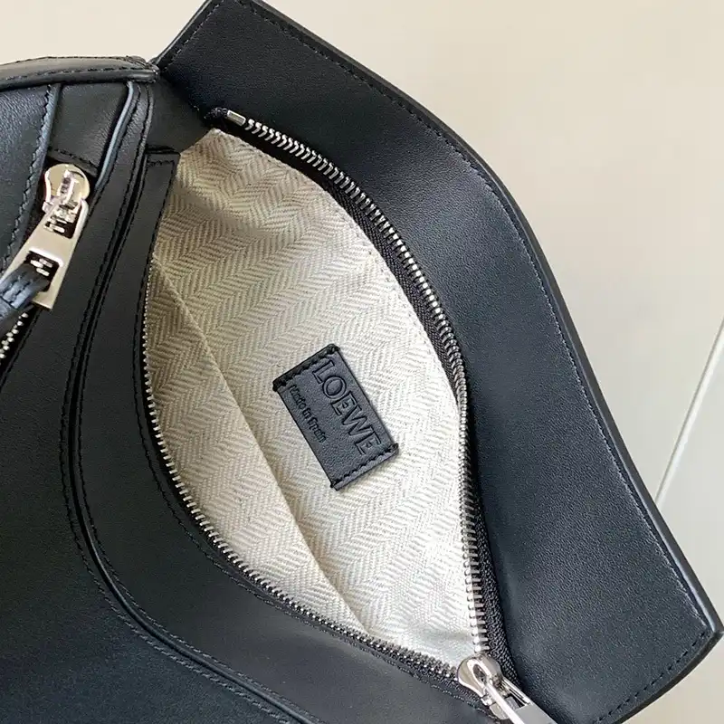 Loewe Bags 2312YA0024