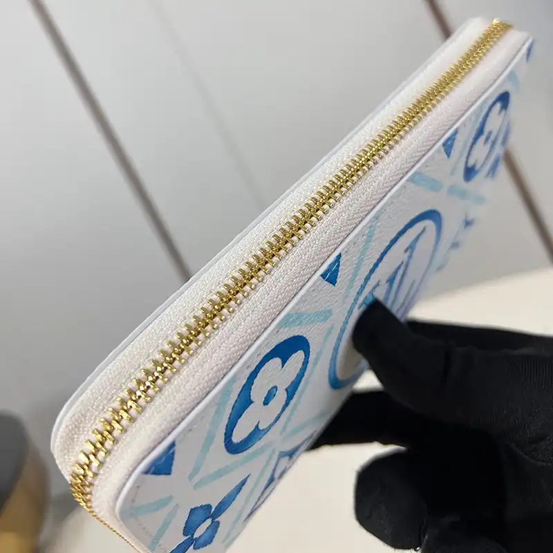 G*u*i bags 2407yz0106