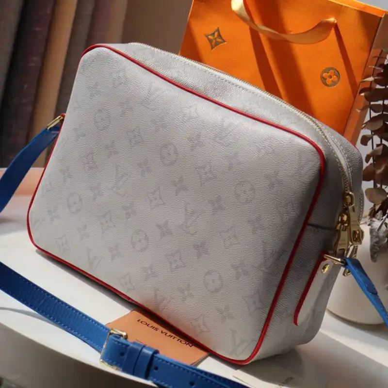 LV Bag 20DJ11089