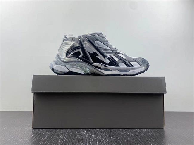 Balenciaga 677403-W3RB5- Stylish 4313