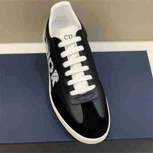 Stretchable DR Sneaker 1132