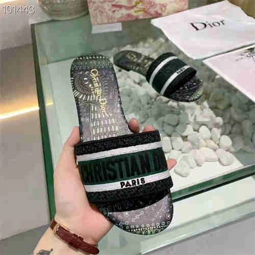 Contemporary Dio Slipper 5789