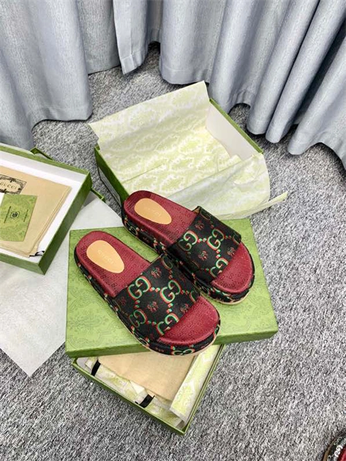 Gocci Slipper Versatile 5765