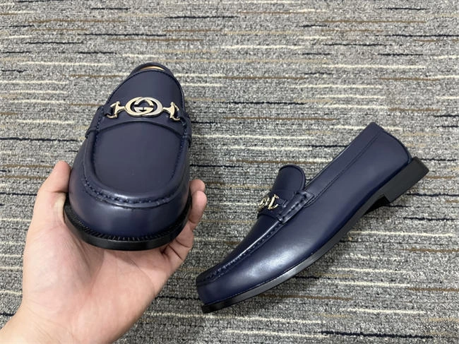 G*u*i loafer chic 335