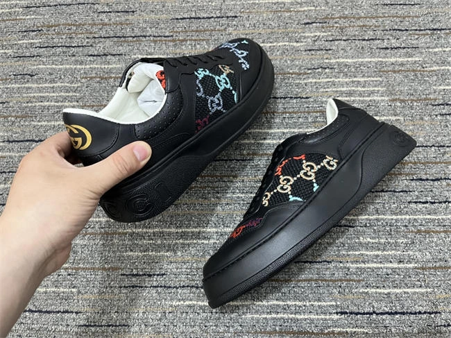 G*u*i low top sneaker supportive 539