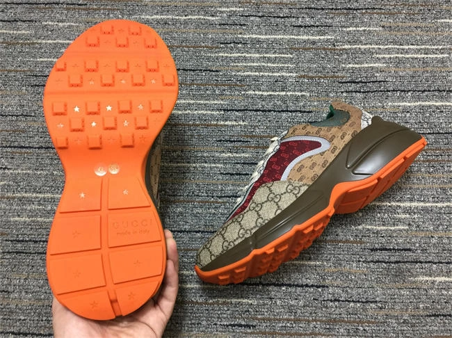 G*u*i rhyton sneaker newstyle 237