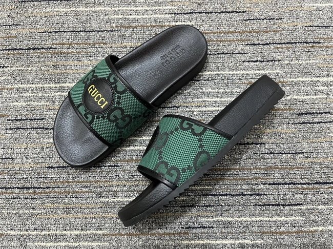 weatherproof G*u*i slide 415