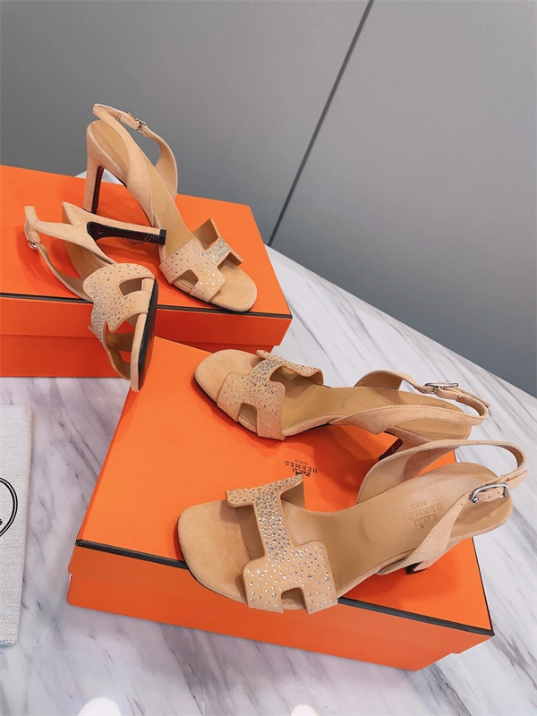 UrbanChic H Sandals 2400