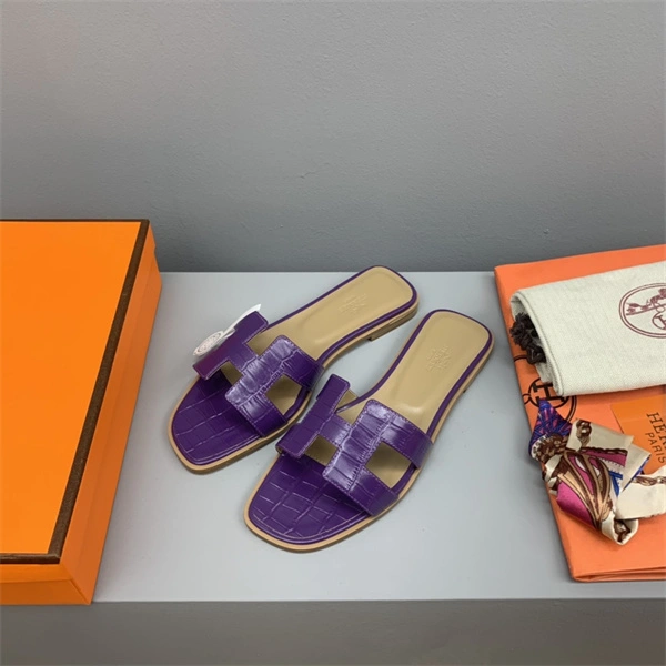 H Slipper Refined 2328