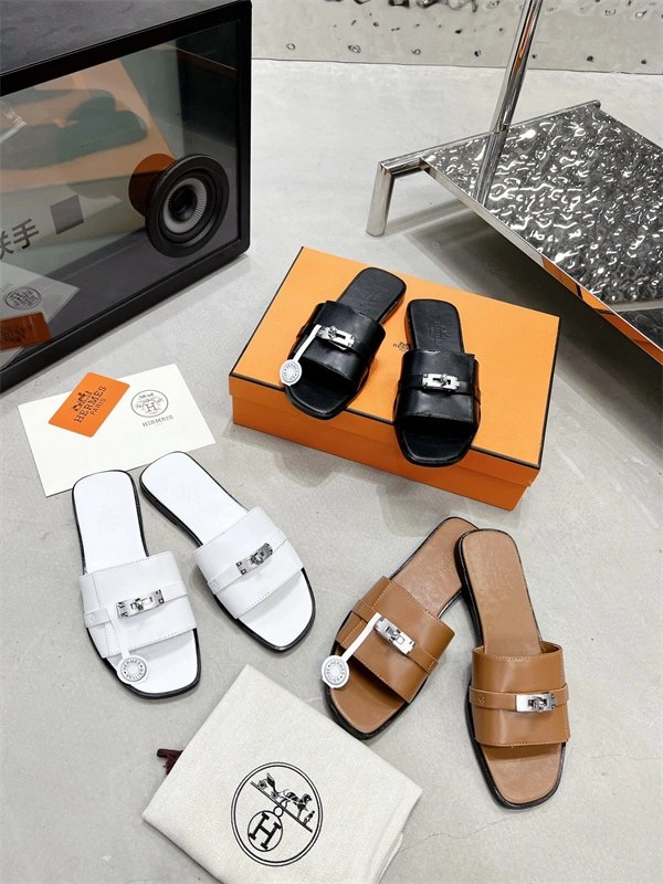 Elegant H Slipper 2372