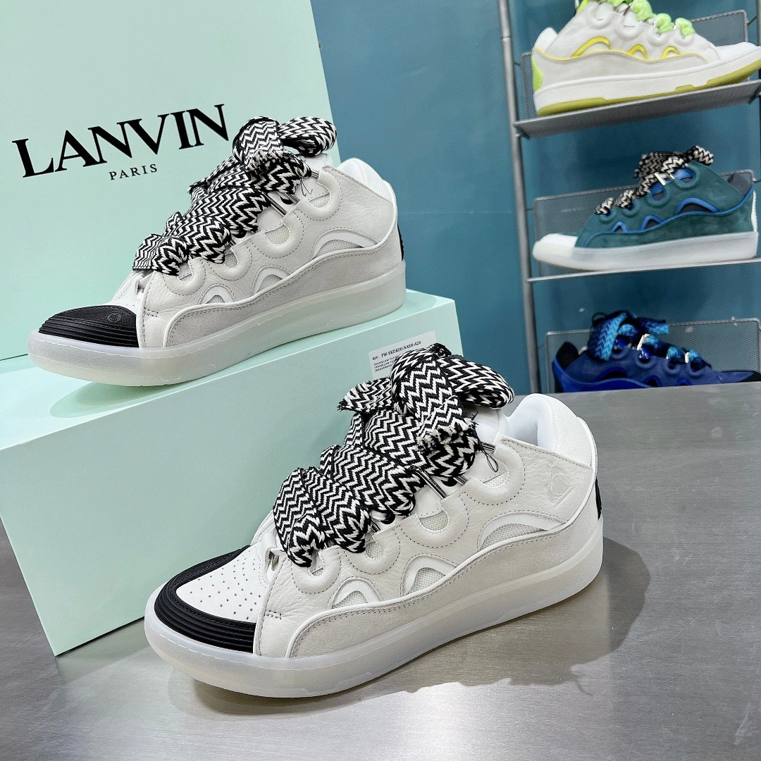 Supportive Lanvon Curb Sneaker 867
