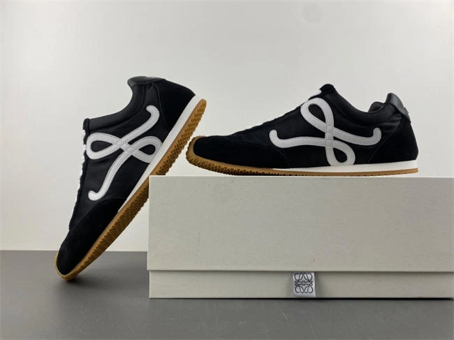 Loewe Ballet Runner TopPick 2448