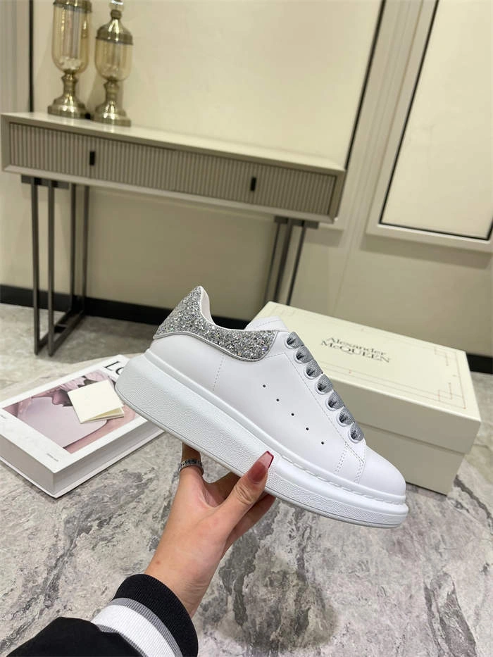 Mc Queen Comfortable 2548