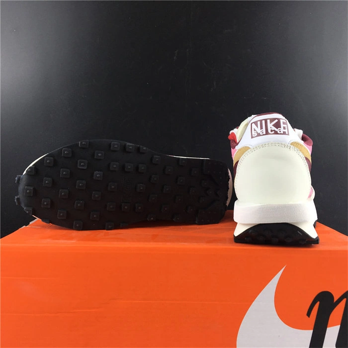Comfortable Nike LD Waffle sacai BV0073- 5244