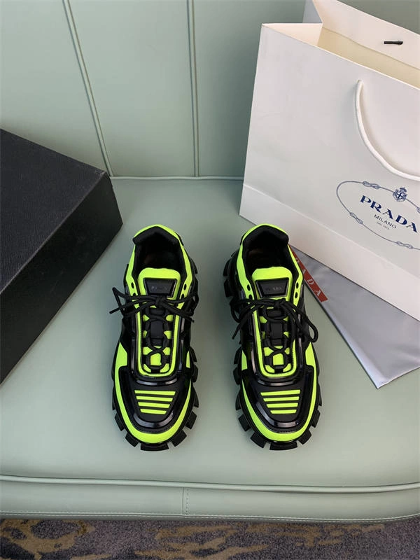 PRADA Sophisticated 3234