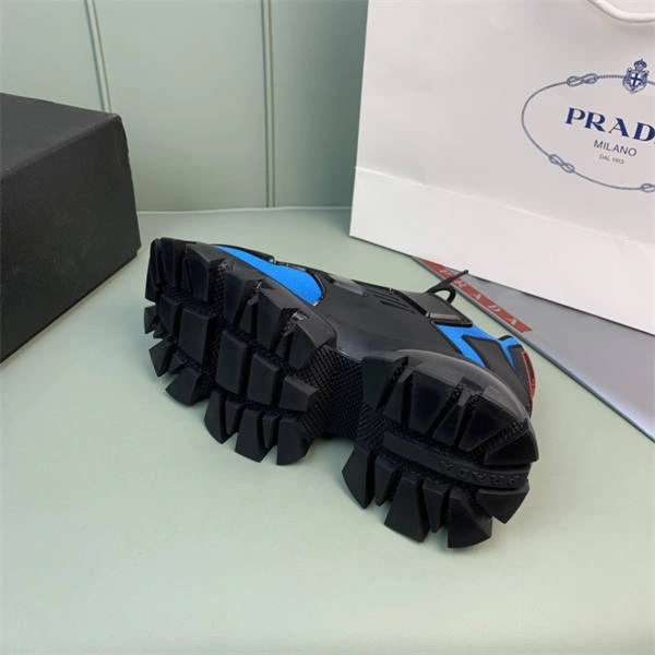 PRADA Comfortable 3235
