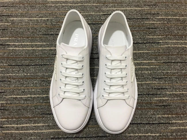 Prada Leather Sneaker MultiPurpose 3325